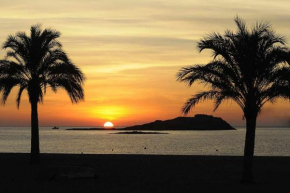 Las Marinicas Primera línea de la playa Carboneras